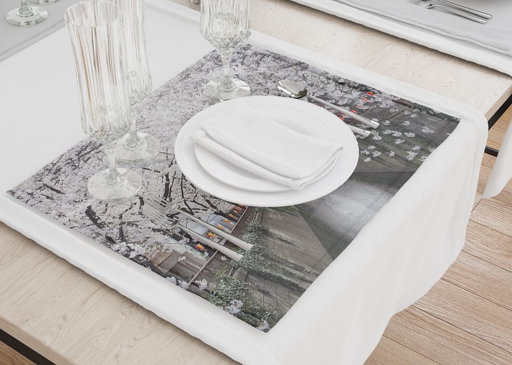 3D Фотообои Салфетки для стола «Сакура у канала»