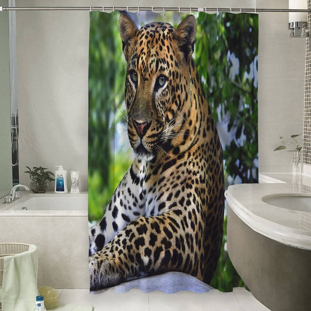 3D фото занавеска для ванной «Отдыхающий леопард» вид 6