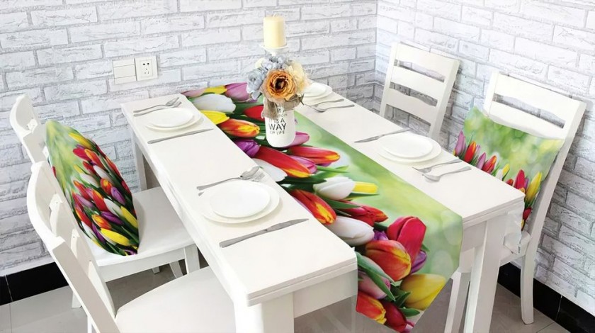 Дорожка на стол с рисунком «Разноцветные тюльпаны» вид 3