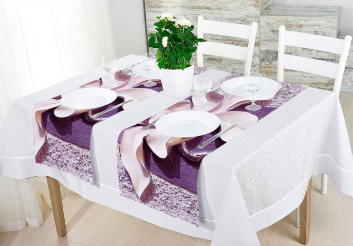 Дорожка на стол с рисунком «Фиолетовые магнолии на рельефном фоне» вид 2