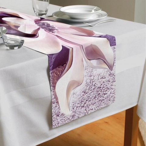 Дорожка на стол с рисунком «Фиолетовые магнолии на рельефном фоне» вид 4