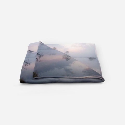 3D Плед «Туманная дымка над озером» вид 5