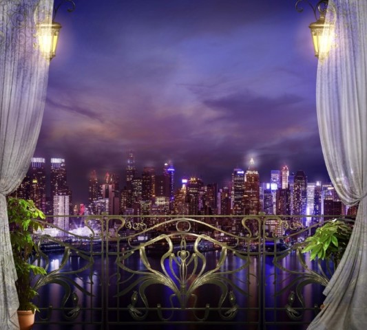 Интерьерная круглая подушка «Балкон в ночном городе» вид 3