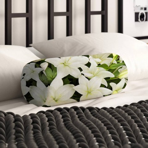 Интерьерная подушка «Белоснежные лилии» вид 2