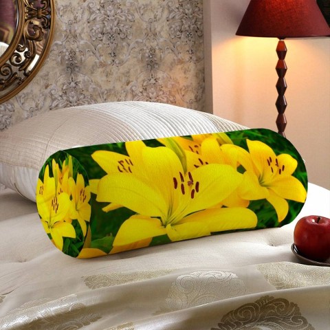 Декоративная подушка для дивана «Яркие желтые лилии » вид 5