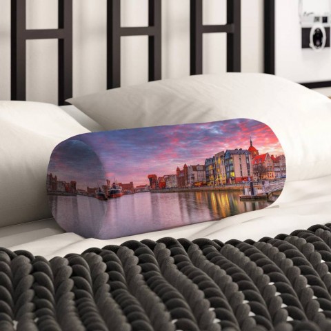 Декоративная подушка для дивана «Закат над городом» вид 2