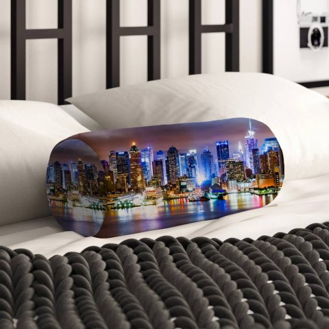 Интерьерная подушка «Ночной город» вид 2