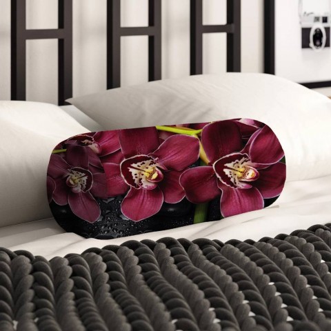 Интерьерная вытянутая подушка «Орхидеи и капли воды» вид 2