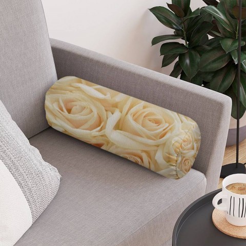 Интерьерная подушка «Ковер из бежевых роз» вид 4