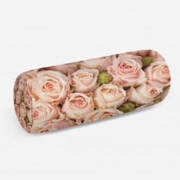 3D подушка-валик «Кремовые розы»