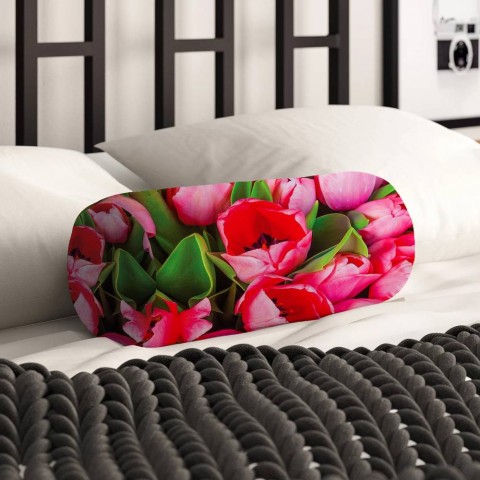 Тканевая подушка-валик «Букет тюльпанов» вид 2