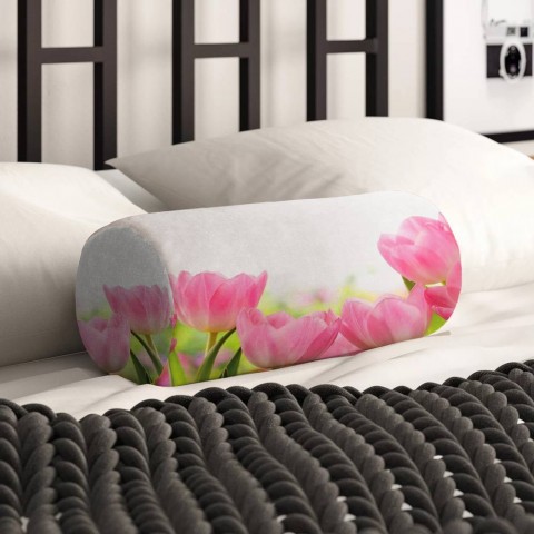 Тканевая подушка в форме валика «Нежные розовые тюльпаны» вид 2