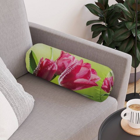 Интерьерная подушка-валик «Тюльпаны на зеленом фоне» вид 4