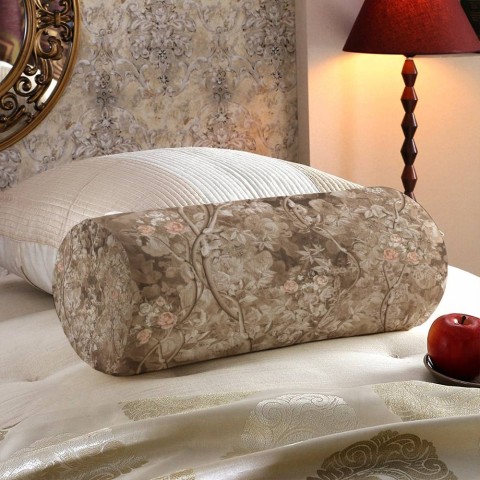 Интерьерная подушка «Розовый сад в винтажном стиле» вид 5