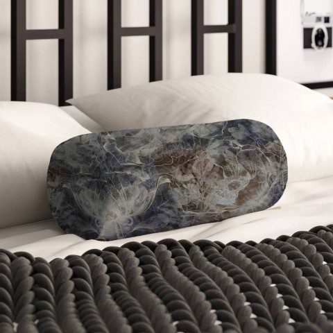 Декоративная подушка «Манящая иллюзия» вид 2