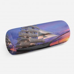 3D подушка-валик «Парусник на закате»