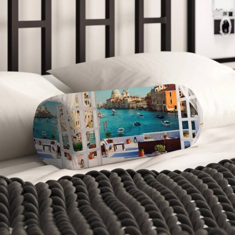 Интерьерная подушка подголовник «Окно-балкон в Венеции» вид 2