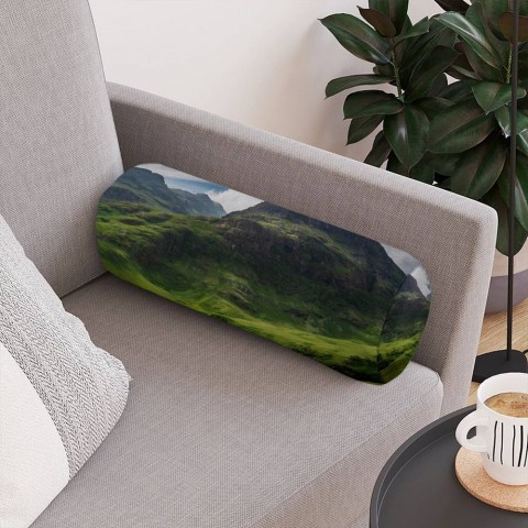 Интерьерная подушка колбаска «Зеленая гора» вид 4