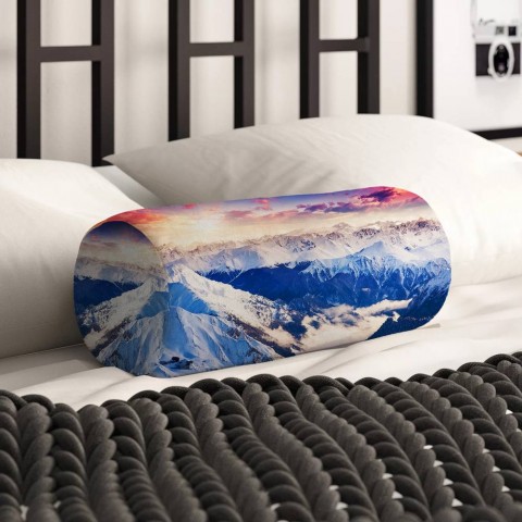 Тканевая подушка «Рассвет в горах» вид 2