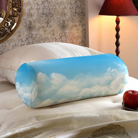 Интерьерная вытянутая подушка «Пористые облака» вид 5
