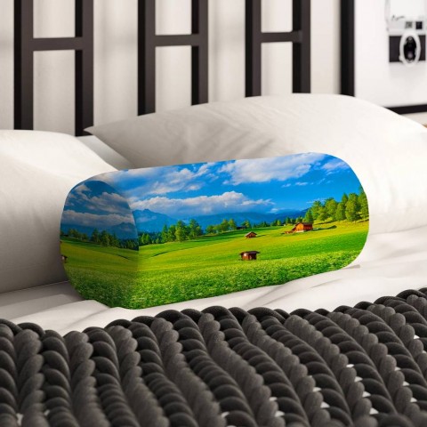 Декоративная вытянутая подушка «Деревня в альпийской долине» вид 2