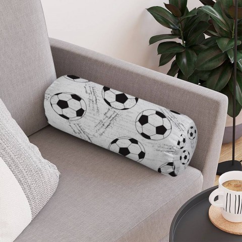 Интерьерная подушка колбаска «Узор из футбольных мячей» вид 4