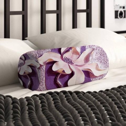 Тканевая подушка для дивана «Фиолетовые магнолии на рельефном фоне» вид 2
