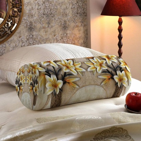Интерьерная подушка для дивана «Объемные лилии в вазах» вид 5
