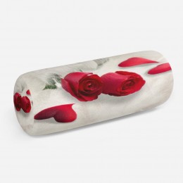 3D подушка-валик «Красные розы в перьях»