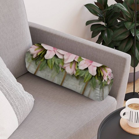 Интерьерная подушка-валик «Бархатистые цветы» вид 4