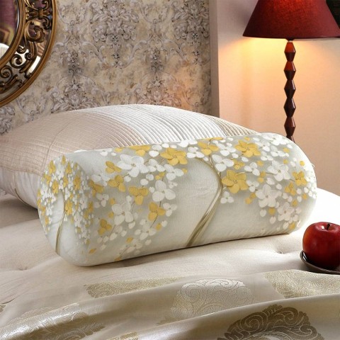 Интерьерная подушка для дивана «Листья в золоте»