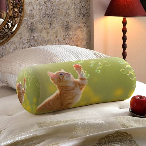 Тканевая подушка в форме валика «Рыжий кот с мыльными пузырями» вид 5