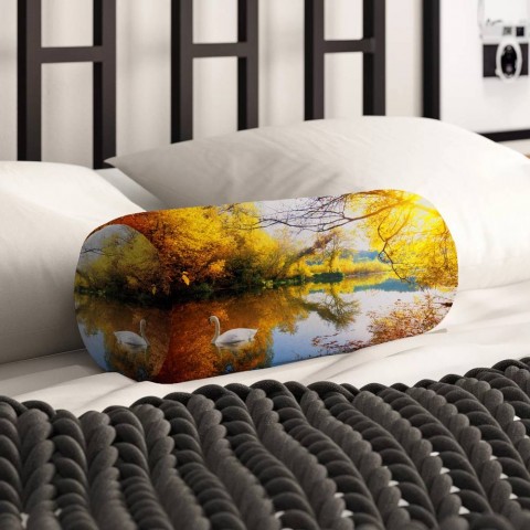 Интерьерная подушка в форме валика «Лебедь в осеннем озере» вид 2