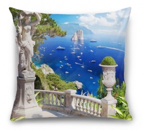 3D Подушка «Бесконечно синее море»