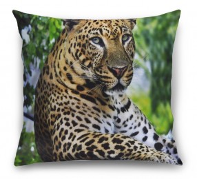 3D Подушка «Отдыхающий леопард»