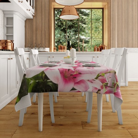 Габардиновая скатерть на кухонный стол «Букет из лилий» вид 2