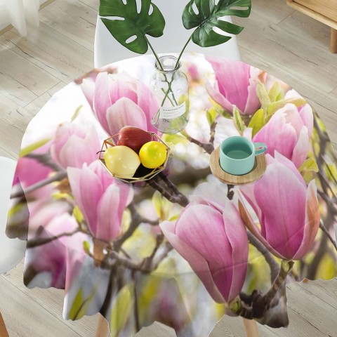 Текстильная фотоскатерть на обеденный стол «Бутоны цветущей магнолии» вид 5