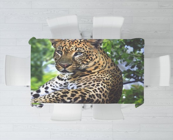 Текстильная скатерть для стола «Отдыхающий леопард» вид 3