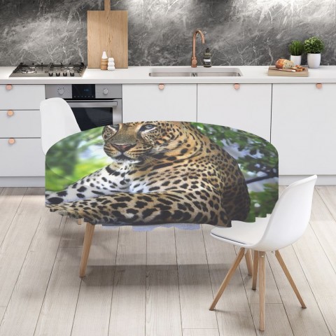 Текстильная скатерть для стола «Отдыхающий леопард» вид 4