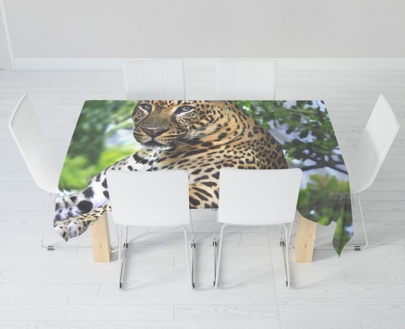 Текстильная скатерть для стола «Отдыхающий леопард» вид 6