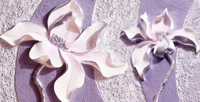 3D Фотообои «Фиолетовые магнолии на рельефном фоне»