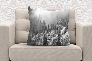 3D Подушка «Заснеженный туманный лес» вид 6