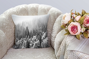 3D Подушка «Заснеженный туманный лес» вид 3
