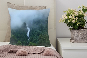 3D Подушка «Водопад в туманном лесу» вид 4