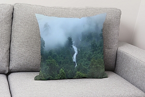 3D Подушка «Водопад в туманном лесу» вид 2