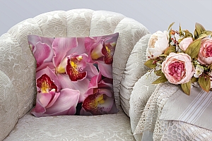 3D Подушка «Нежность лепестков орхидей» вид 3