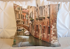 3D Подушка «Тихий Венецианский канал» вид 2