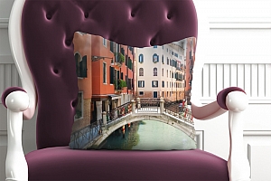 3D Подушка «Яркие дома в Венеции» вид 3