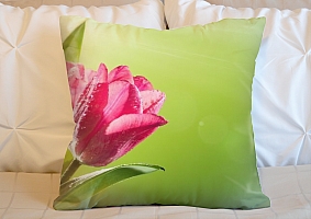 3D Подушка «Тюльпаны на зеленом фоне» вид 5