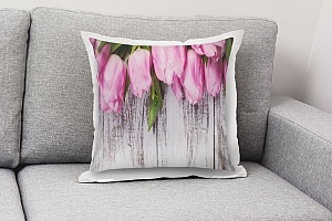 3D Подушка «Тюльпаны на винтажных досках» вид 3